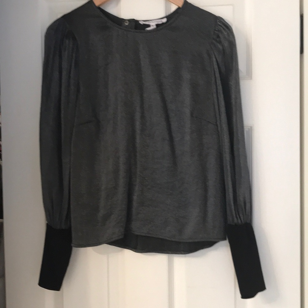 Long sleeve BCBG blouse